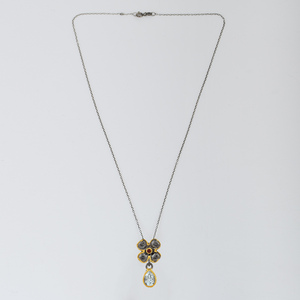 Colgante Fino con Diseño Floral, Cristal Tallado en Forma de Pera y Topacio Azul en el Centro, Plata de Ley 925, Chapado en Oro de 22K, Joyería de Estilo Vintage - Product Image 2