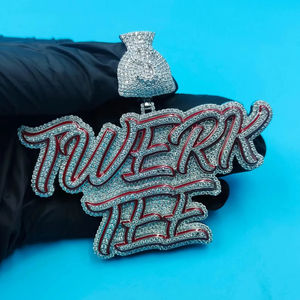 Colgante de Letra Chapado en Oro de Plata de Ley 925 de Calidad Premium con Diamantes Certificados IGI, Joyería Iced a Precio Competitivo - Product Image 1