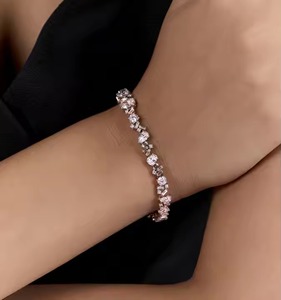 New Round Shape Lab Grown Diamond Tennis Bracelet Bezel Setting 18K Yellow Gold Diamond Bracelet for Both Men and Women - Product Image 6