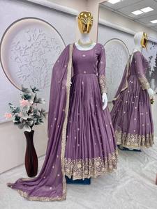Robe Anarkali en soie diamantée de créateur, longueur au sol 56 pouces, avec broderie de sequins, entièrement cousue, tenue de soirée, vente en gros - Product Image 4