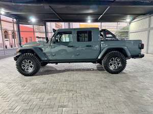 Jeep Gladiator Mojave Usado 2025 - Product Image 2