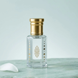 Attar liquide Meena Perfumery White London de haute qualité avec un parfum frais et onctueux pour applications personnelles et de parfumerie - Product Image 2
