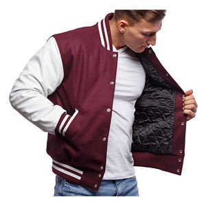 Chaqueta estilo universitario para hombre en negro y marrón, mangas estilo cuero, forro acolchado, ribete a rayas, botones a presión, abrigo de moda urbana. - Product Image 5