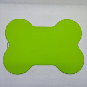 Waterproof <b>Silicone</b> Pet Dish with Bone Wicker Design Feeding <b>Mat</b> and Bowls & Feeders - Product Image 1