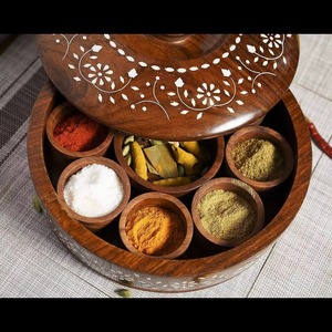 Rustic Wooden Spice Box with 7 Compartments Decorative Lid Herb <b>Storage</b> Container - Product Image 5