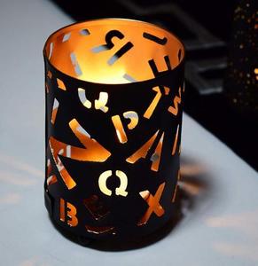Porte-bougie moderne en métal noir, style nordique, en forme de lettre creuse, pour bougies chauffe-plat, bougies en pot et lanternes votives, pour la décoration de la maison et de tables de mariage - Product Image 1