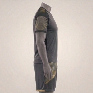 ชุดเสื้อฟุตบอลคอวีสีเทาเข้มสำหรับผู้ชาย แขนสั้น ลายพิมพ์ลายทาง โพลีเอสเตอร์ เอวยางยืด ทรงสปอร์ต เหมาะสำหรับทุกฤดูกาล - Product Image 2