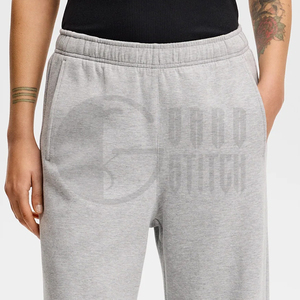 Sudadera con Capucha de Forro Polar Gris Sólido, Transpirable, Informal, para Mujer, con Logotipo Frontal - Product Image 4