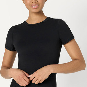 Camiseta Corta Negra Lisa para Mujer, Protección Solar, Resistente al Sudor, Material de Textura Suave, Transpirable, Cómoda - Product Image 6