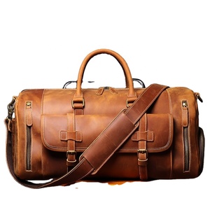 Sac de voyage week-end en cuir écologique avec bandoulière réglable et fermeture éclair pour costumes et robes - Product Image 2
