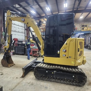 รถขุดขนาดเล็ก Cat 306 CR แบบไฮดรอลิก ดีไซน์แบบตีนตะขาบ ขนาดกะทัดรัด ยืดหยุ่น เหมาะสำหรับโครงการปรับปรุงโครงสร้างพื้นที่เมืองและจัดสวน - Product Image 4