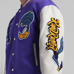 Veste de baseball universitaire personnalisée de qualité supérieure pour adultes et jeunes, veste d'hiver coupe-vent en toile de couleur personnalisée avec motifs imprimés sur mesure - Product Image 3