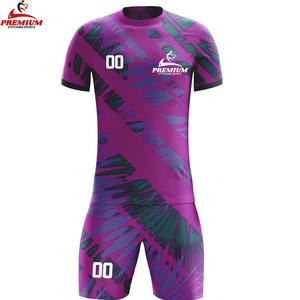Maillot de football à manches courtes en polyester sublimé, design personnalisé, uniforme de football, prix de gros OEM/ODM avec logo personnalisé - Product Image 4