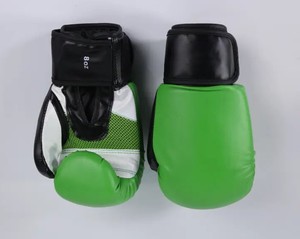 Guantes de Sparring Personalizados de Fábrica, Guantes de Entrenamiento Profesional, Guantes de Combate con Espuma Multicapa y Cuero para Muay Thai, MMA y Boxeo - Product Image 5