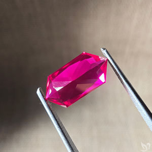 Rubis de laboratoire de 2,58 carats, taille marquise hollandaise, rouge vif, pierre précieuse non montée pour bague, pendentif et bijoux fins - Product Image 2