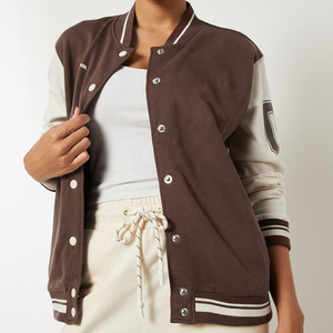 Veste universitaire à manches longues, col boutonné, couleur unie, bordure contrastée, coupe classique, vêtements d'automne pour femmes, tricot polyester coton - Product Image 1