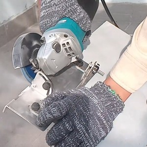 Coupe-carreaux manuel réglable en acier de qualité industrielle, outil de chanfreinage à 45 degrés, garantie 1 an pour une découpe de précision des bords, Ho Chi Minh City - Product Image 6