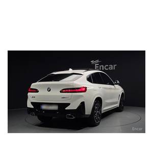 BMW X4 XDrive20i M Sport 2023 con Caja de Cambios Automática, Volante a la Izquierda, Cámara Trasera, 9,420 km - Product Image 2