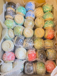 โถไม้ไผ่ลายเปลือกมุก ทำจากตัวโถไม้ไผ่และฝังเปลือกมุก สำหรับเก็บของใช้ในบ้านและตกแต่งบ้าน ผลิตในเวียดนาม - Product Image 4