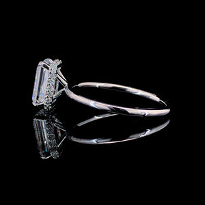 Elegante anillo de compromiso de oro de 18 quilates con diamante cultivado en laboratorio, certificado por IGI, corte esmeralda, 2.25 ct, claridad VVS2, joyería fina para mujer. - Product Image 3