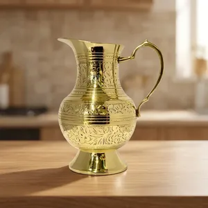 Carafe à eau en laiton, vaisselle traditionnelle, pichet artisanal finition dorée, pot à eau décoratif, style vintage, vaisselle de service - Product Image 2