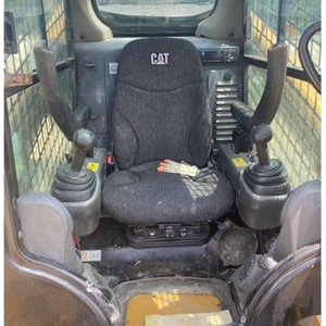 Cargadora Compacta sobre Orugas 299D2 XHP 2019 con Cabina Cerrada, Máquina de Construcción de Alto Rendimiento - Product Image 4