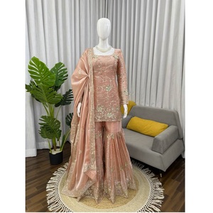 Ensemble Sharara Haute Couture avec Dupatta, Vêtements de Fête Richement Ornés, Sharara Palazzo et Dupatta à Prix de Gros - Product Image 1