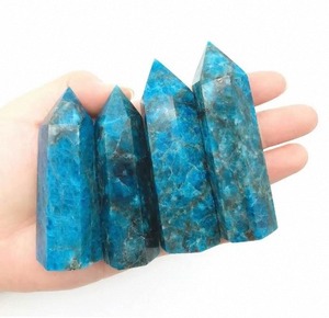 Obélisque en Apatite Bleue Polie pour l'Amour Inconditionnel, le Feng Shui, l'Abondance Psychique et la Communication Spirituelle - Product Image 6