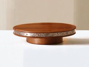 Support à gâteau en bois unique pour la présentation sur table de desserts, avec un design en bois naturel et une apparence élégante - Product Image 6
