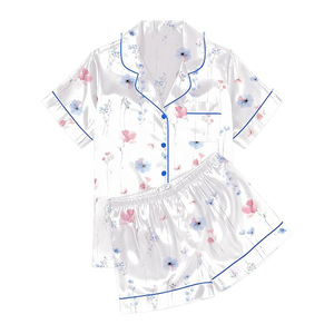 Conjuntos de Ropa de Dormir Ligeros para Mujer con Hombros Caídos y Bolsillos Laterales, Estampados Florales en Blanco y Negro, Color Verde Salvia, para el Hogar - Product Image 1