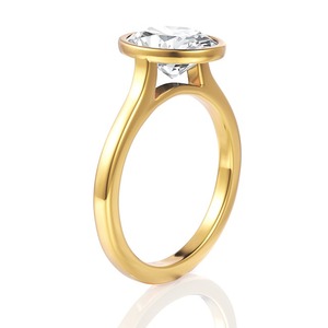 Anillo de Compromiso de Oro de 14K con Diamante Ovalado de 2 Quilates, Engaste de Bisel, Diamante Cultivado en Laboratorio, Joyería Fina Personalizada - Product Image 2