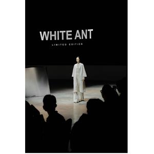 Pantalon de haute couture pour femmes ODM AMARA WIDE-LEG TROUSERS, élégant, avec fermeture éclair et bouton, hiver, 900 grammes, blanc. - Product Image 6