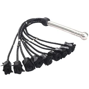 แส้หนังวัวแท้พร้อมห่วงรัดข้อมือแบบถัก - Product Image 2