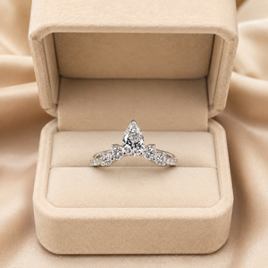 Bague diadème en or blanc 10 carats avec diamants de laboratoire en forme de poire et ronds |   Bague de mariage courbée, bijoux fins, cadeau pour femmes, cadeau de luxe - Product Image 3