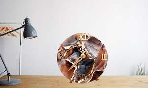 Horloge de table de luxe en résine d'agate faite à la main, moderne, étanche, surdimensionnée, avec veilleuse, pour mariage, retraite, Ramadan, décoration intérieure, salle à manger - Product Image 4