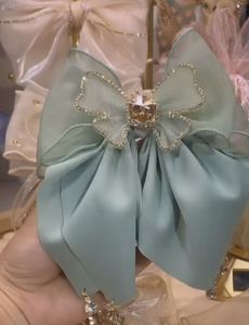 Barrette à cheveux en velours noir de luxe avec grand nœud et perle, légère, écologique, 24 cm, accessoires de cheveux élégants pour les fêtes - Product Image 4