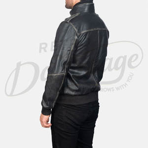 Chaqueta Bomber Negra para Hombre de Gamuza Genuina con Paneles de Cuero Acolchado en los Hombros, Cuello Alto y Ribete Acanalado - Product Image 4