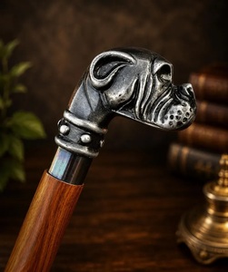 Canne de marche Steampunk Bulldog – Finition laiton antique, manche en bois dur noir - Product Image 1