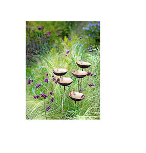 Piquets de jardin en métal robustes pour plantes grimpantes, poteaux de soutien en acier solide pour treillis de jardin et parterres de fleurs - Product Image 1