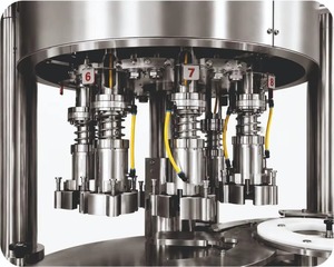 Système de capsulage automatique de précision à servomoteur en promotion pour un couple de serrage contrôlé et un scellage cohérent des bouteilles chez les fournisseurs en gros - Product Image 2