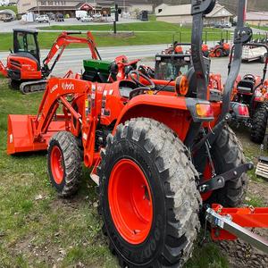 Tractor Kubota L3302 de alto rendimiento en excelentes condiciones que ofrece potencia agrícola avanzada y una experiencia de conducción suave. - Product Image 6