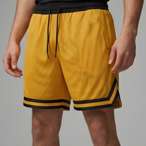 Shorts de basket-ball en mesh de haute qualité pour hommes, shorts de sport en mesh pour hommes, shorts de football unis pour hommes, shorts de course personnalisés pour le basket-ball - Product Image 3