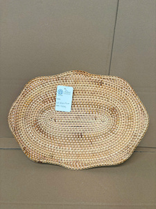 Best-selling rattan oval scalloped <b>placemat</b> with a new design OEM & ODM customization <b>for</b> color and size Competitive pricing. - Product Image 5