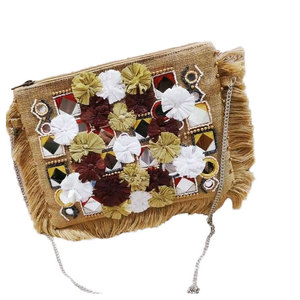 Bolso Banjara Vintage Más Vendido, Diseño Artesanal, Estilo Hippie Indio, Patrón Tribal, Bolso de Mano Moderno para la Noche, Bolso Bandolera de Moda - Product Image 1