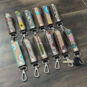 Porte-clés vintage en cuir véritable fait main avec logo personnalisé, style western, porte-clés unique et élégant pour femmes - Product Image 6