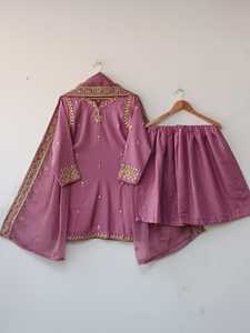 Elegante Salwar Kameez Estampado 2025 con Dupatta en Contraste - Vestido Tradicional Pakistaní - Product Image 2