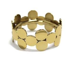 Elegante Anillo de Servilleta de Aluminio en Forma de Lazo para Decoración de Mesa Formal, con un Toque Metálico Moderno y Acabado Liso - Product Image 6