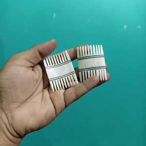 Peine de Pelo de Hueso Premium Tradebyd, Accesorio Natural para el Cuidado del Cabello, Herramienta de Peinado Hecha a Mano para Todo Tipo de Cabello - Product Image 1