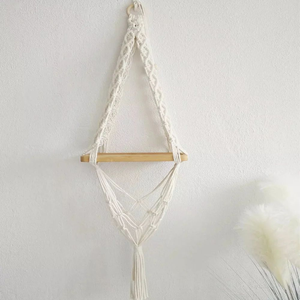 Estante Colgante de Pared de Macramé Blanco de Algodón, Decoración Boho, Estante Decorativo Hecho a Mano para Sala de Estar, Dormitorio, Decoración del Hogar - Product Image 1