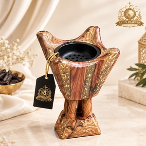 Brûleur à Bakhoor en bois sculpté, doré, floral, artisanal, luxueux, diffuseur d'arômes, brûleur à Oud traditionnel pour la maison - Product Image 1